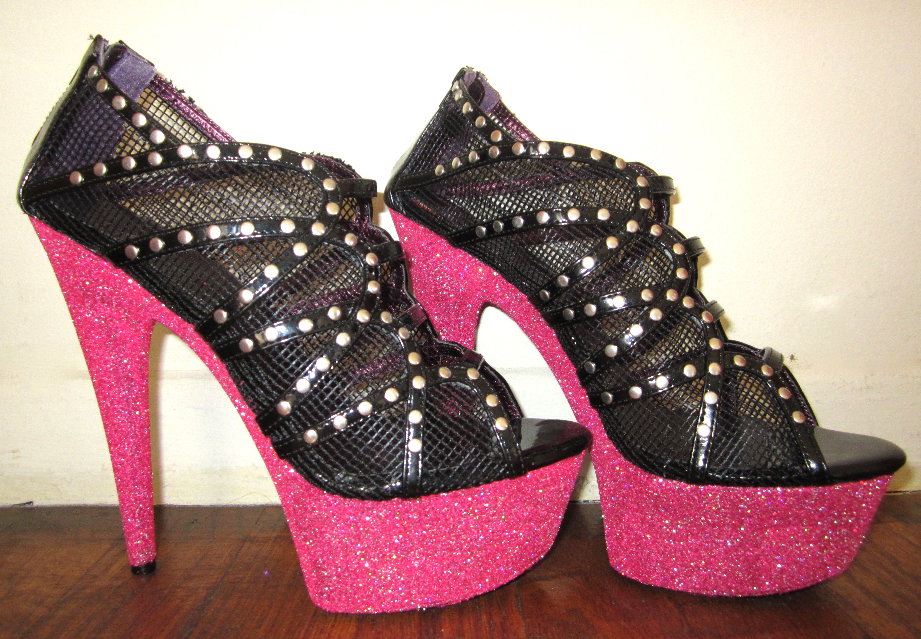 6" Punk Pink Vixen -VEGAN