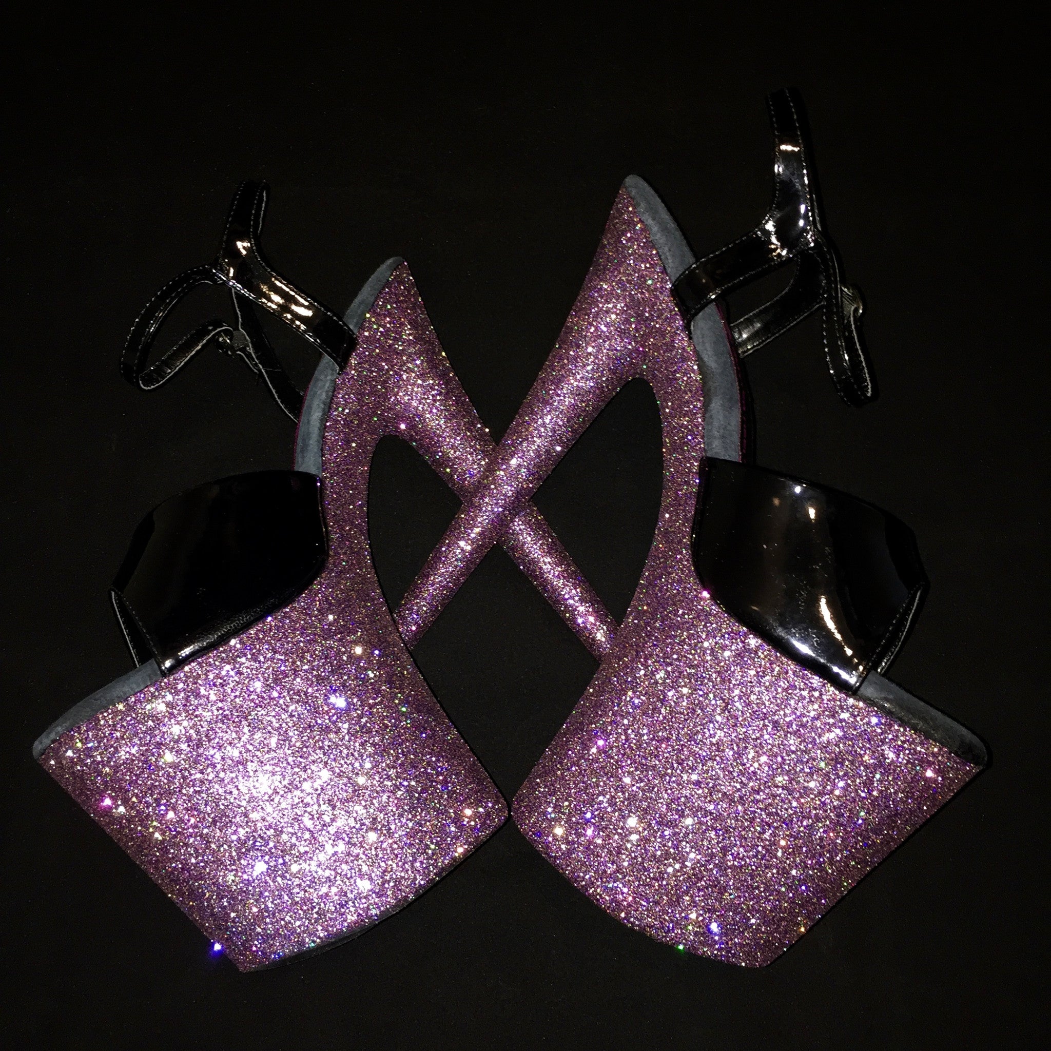 8" Laker Girl with Black Straps